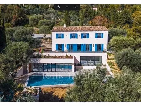 superbe bastide avec vue dégagée dans un environnement recherché