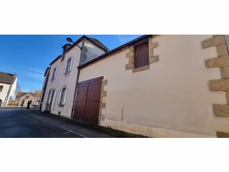 vente maison 6 pièces 144 m² à moulins (03000)  97 000 €