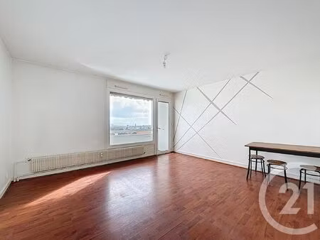 achat appartement 2 pièces 44m² clermont ferrand 63100