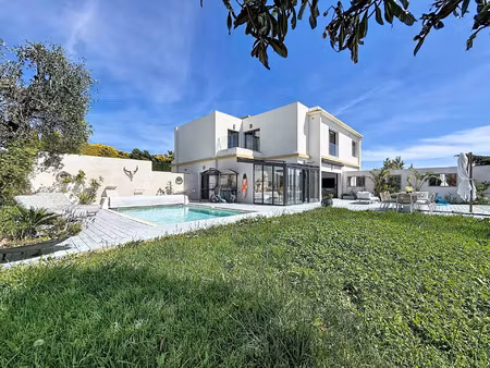 vente maison 5 pièces 160 m² nice (06000)