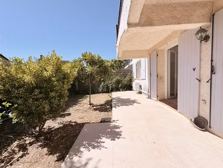 t2 avec jardin et grande terrasse prêt à vivre