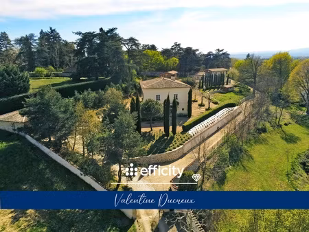 maison 11 pièces - 491 m²