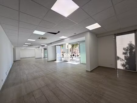 achat local commercial 146m²