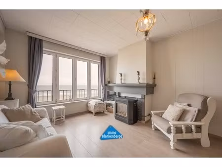 instapklaar gemeubeld appartement op de zeedijk van blankenberge