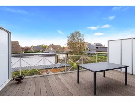leuk appartement met groot zonneterras te knokke-westkapelle