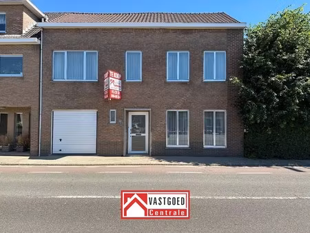 ruime woning met 4 slaapkamers en tuin in riemst