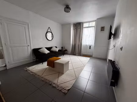 location maison 2 pièces 46m² montmorillon 86500