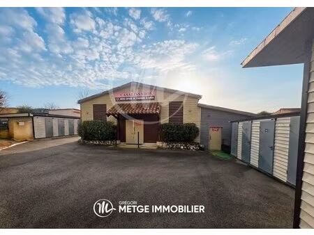 ganges ensemble immobilier mixte 66 box de stockage loft 130 m2 studio