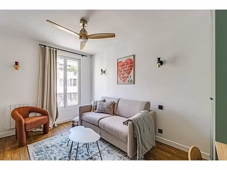 studio meublé avec ascenseur
