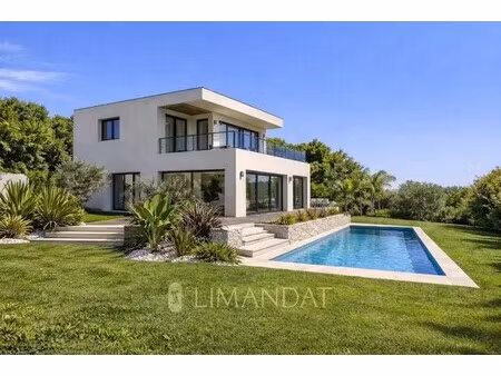 villa de luxe avec vue sur mer à vendre à cannes : 2 280 000 €