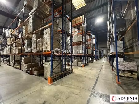 location local d’activités ambares et lagrave 33440 13664m²