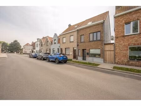 huis te koop in lissewege met 4 slaapkamers