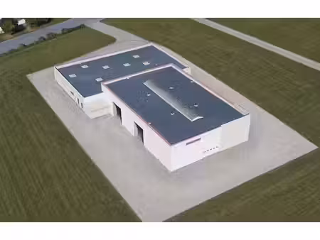 location local d’activités tillé 60000 1755m²