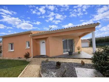 a vendre  maison de plain-pied récente au coeur d'un quartier résidentiel de...