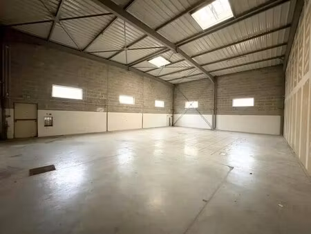 location entrepôt argenteuil 95100 801m²