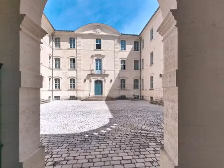 achat : appartement (30700)