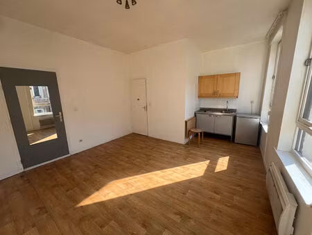location appartement 1 pièce 22m² lille 59800