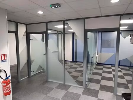vente commerce lys lez lannoy 59390 150m²