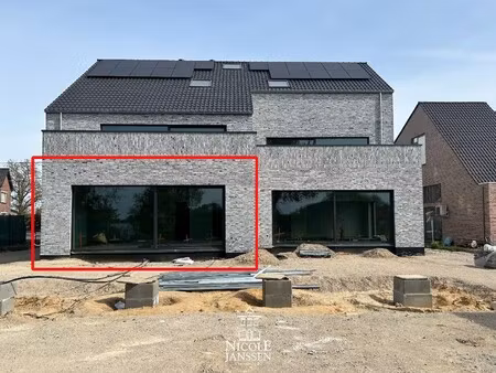 gelijkvloers appartement met drie slaapkamers