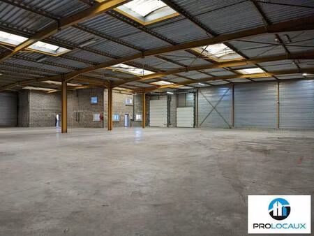 vente entrepôt evreux 27000 1500m²