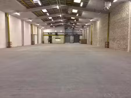 location entrepôt garges-lès-gonesse 95140 750m² à 2250m²