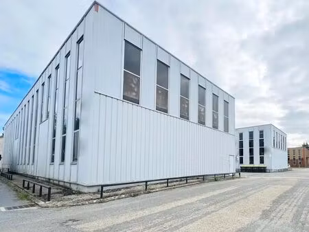 vente local d’activités les loges en josas 78350 1200m²