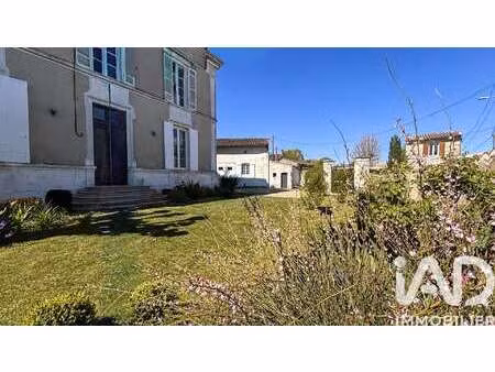 vente maison à burie (17770) : à vendre / 229m² burie