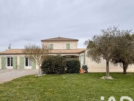 vente maison piscine à jonzac (17500) : à vendre piscine / 297m² jonzac