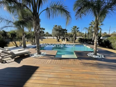 magnifique villa proche de la mer