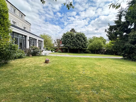 achat maison 8 pièces 202m²