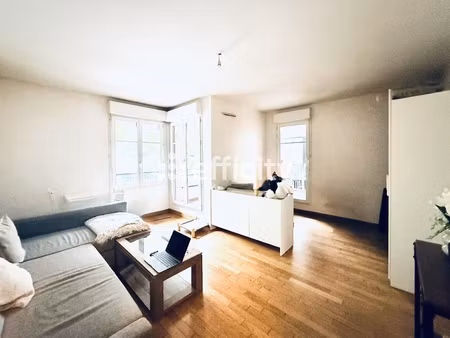 appartement 2 pièces - 56 m²