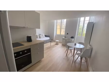 location appartement 1 pièce 30 m² à bordeaux (33000)