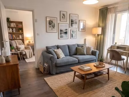 location appartement 4 pièces 76 m² à vénissieux (69200)