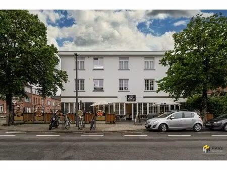 commercieel te koop in wilrijk met 6 slaapkamers