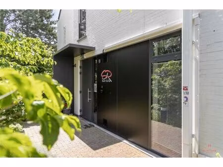 commercieel te koop in maldegem met 8 slaapkamers
