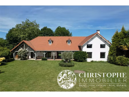 vente maison 7 pièces 195m2 nousty 64420 - 540000 € - surface privée
