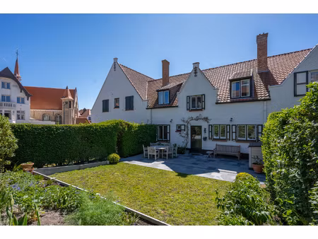 huis te koop in knokke-heist met 4 slaapkamers