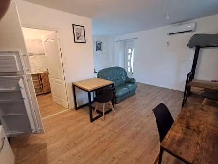location appartement t1 meublé à loudéac (22600) : à louer t1 meublé / 28m² loudéac