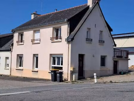 location maison à saint-thélo (22460) : à louer / 102m² saint-thélo