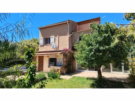 vente maison 4 pièces 105 m² à hyeres (83400)  449 000 €