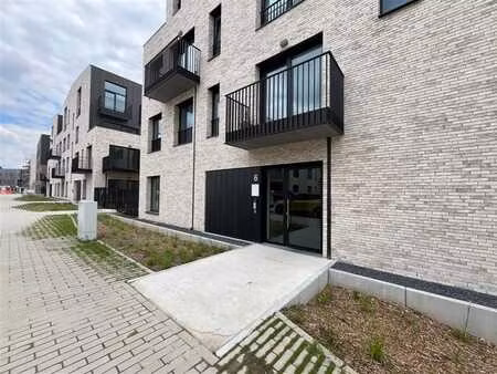 charmant appartement avec terrasse et jardin