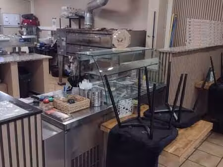 espace commercial de ± 95 m² — idéalement situé à vottem