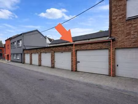 garage fermé à louer