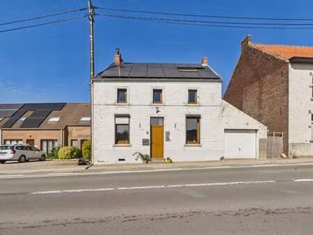 maison a renover 3ch avec bureau  garage et jardin