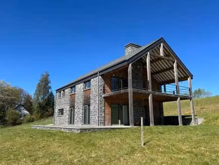 superbe maison contemporaine — saint-hubert