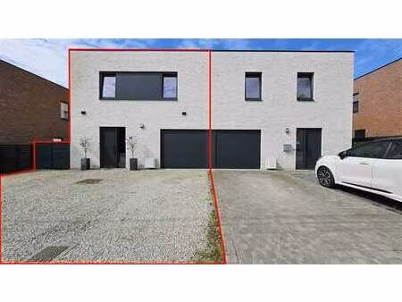 superbe maison avec garage  terrasse et jardin