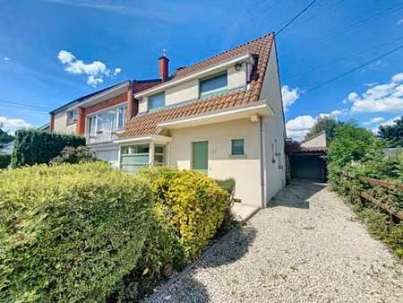 maison 3 chambres avec garage et jardin - hyon