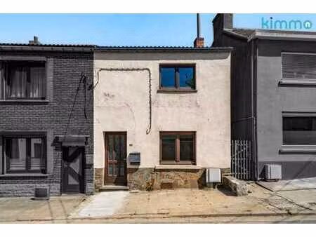 maison 2 chambres avec terasse et jardin à rénover