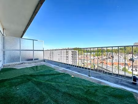 immobilière georges - penthouse + terrasse 15m² (est)