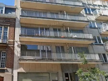 agreable et lumineux appartement de 98 m² en tres bon etat -